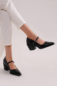 Beast Fashion - Women's Tessa Mary Jane Block Heels