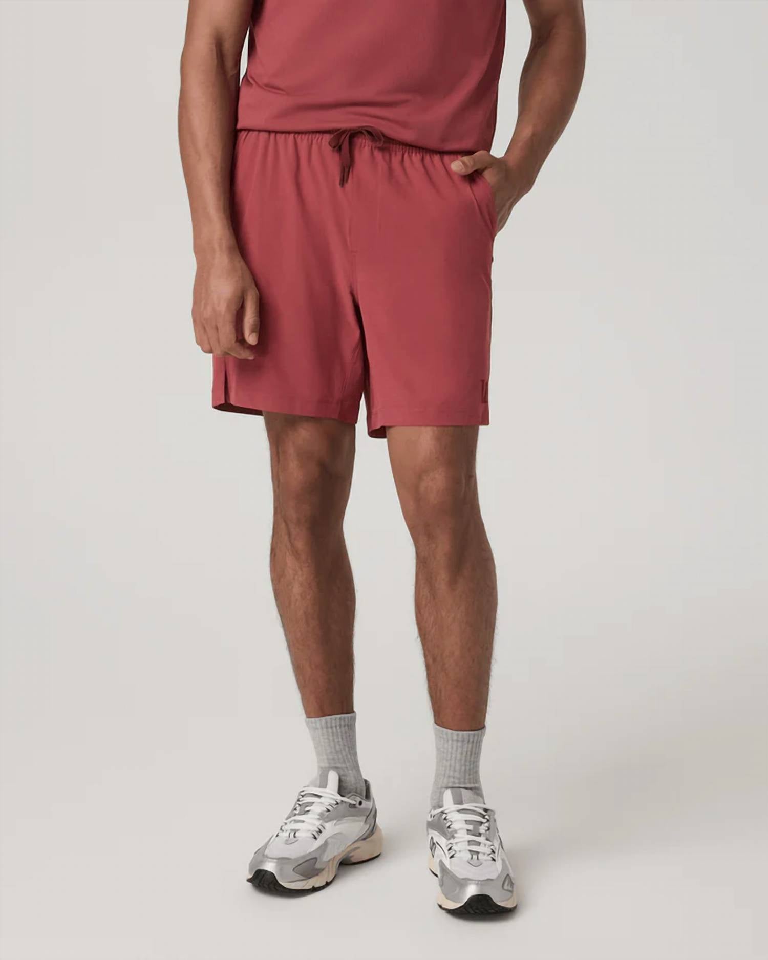 Vuori - Hardkore Lined 7" Shorts