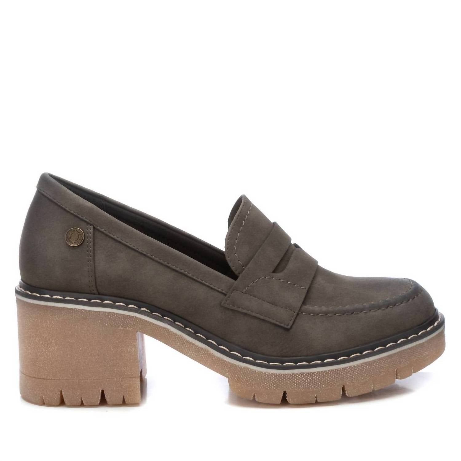 Xti - Women's Mask Detail Moccasins