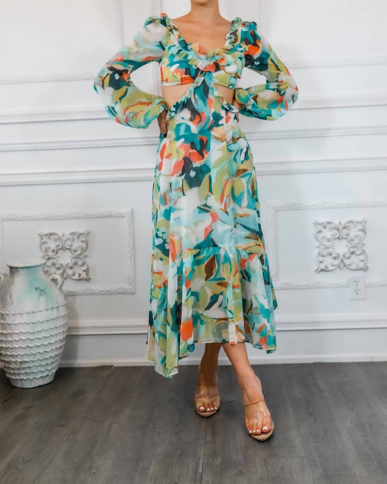 Surelymine - Bubble Sleeves Floral Cut-Out Ruffle Midi Dress