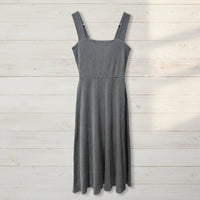 Nine Britton - Sleeveless Square Neck Ribbed Midi Dress