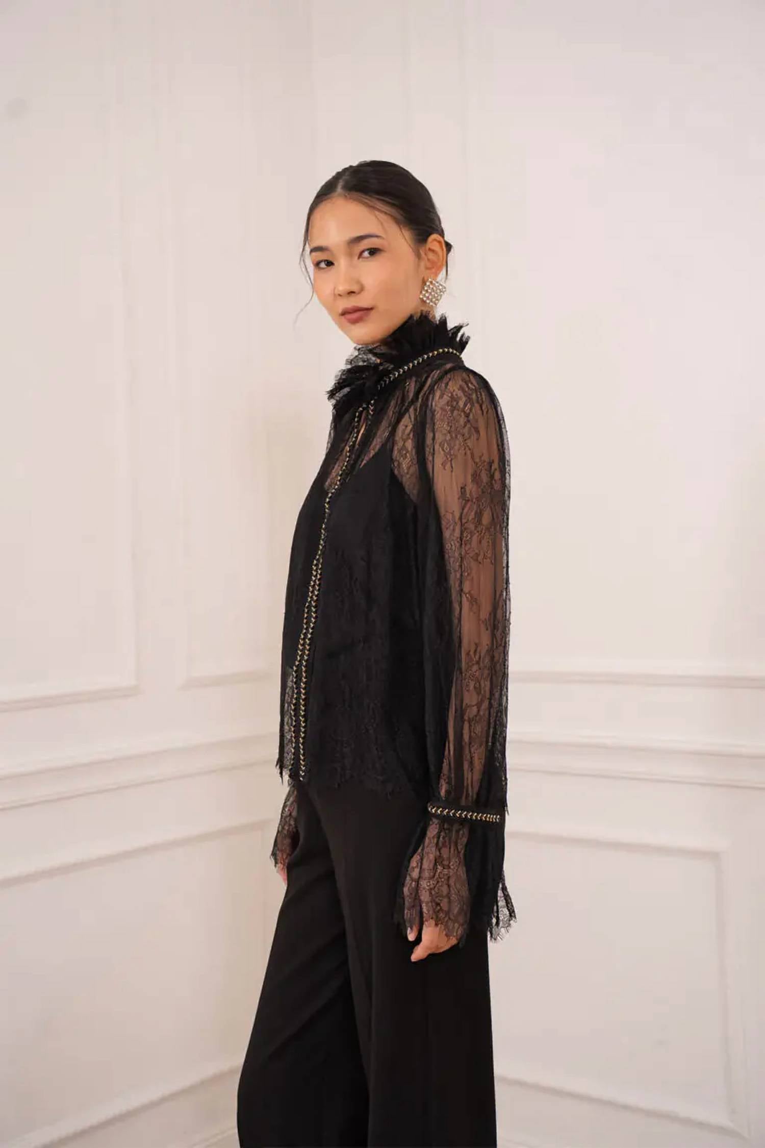 Choklate Paris - Long Sleeve Lace Blouse