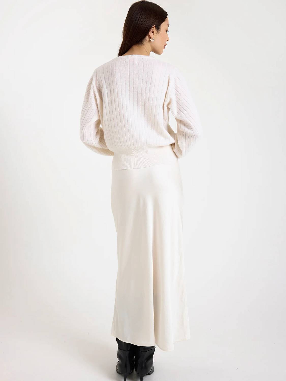 Brodie Cashmere - Pixie Crew Neck Jumper