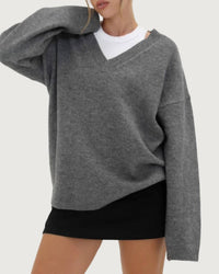Rumored - Hunter V-neck Sweater