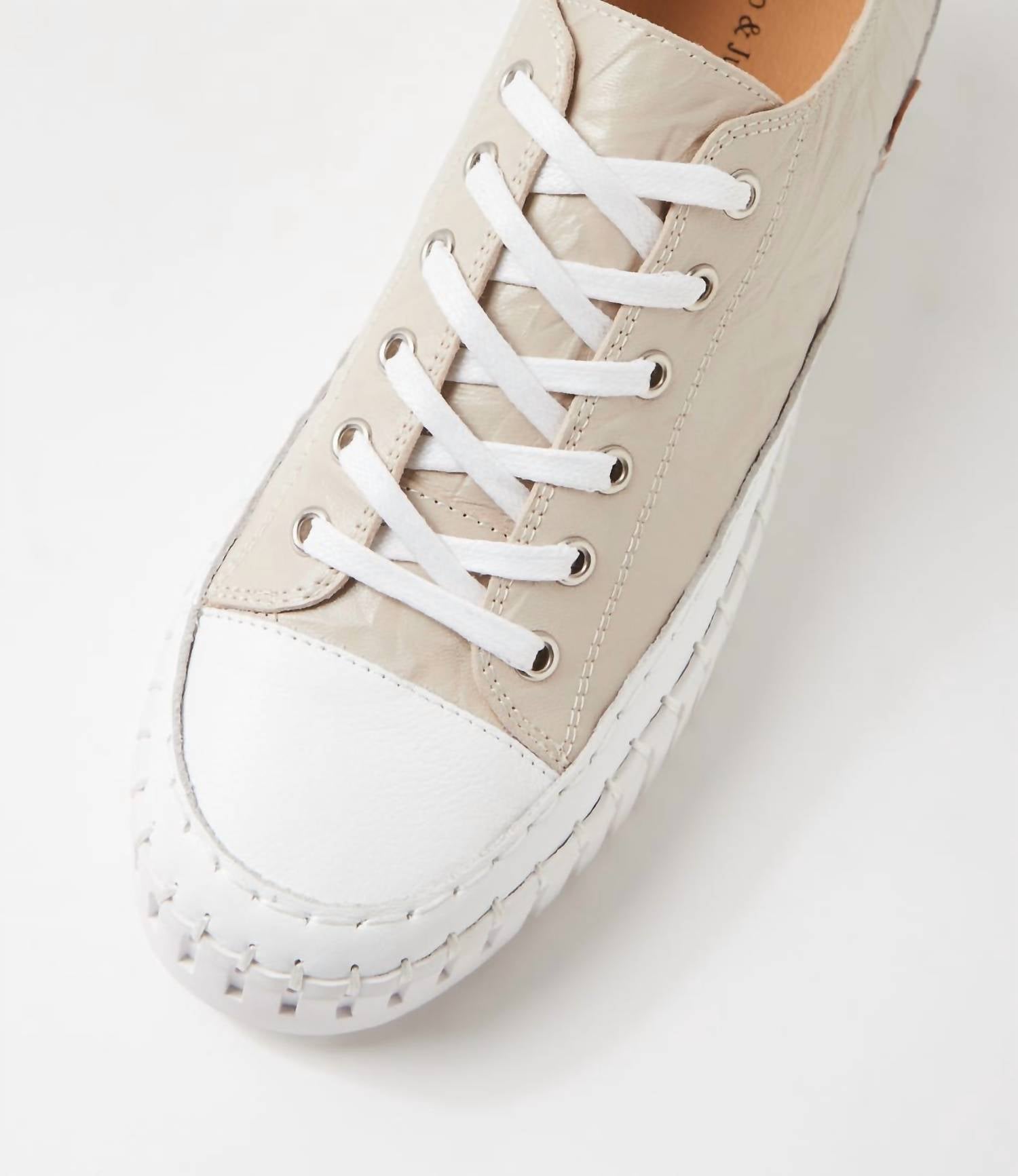 Django & Juliette - Women's Baselo Shoe