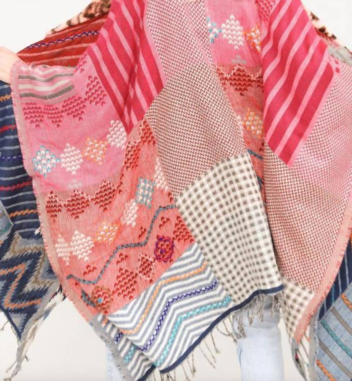 Aratta - Nobel Blanche Poncho