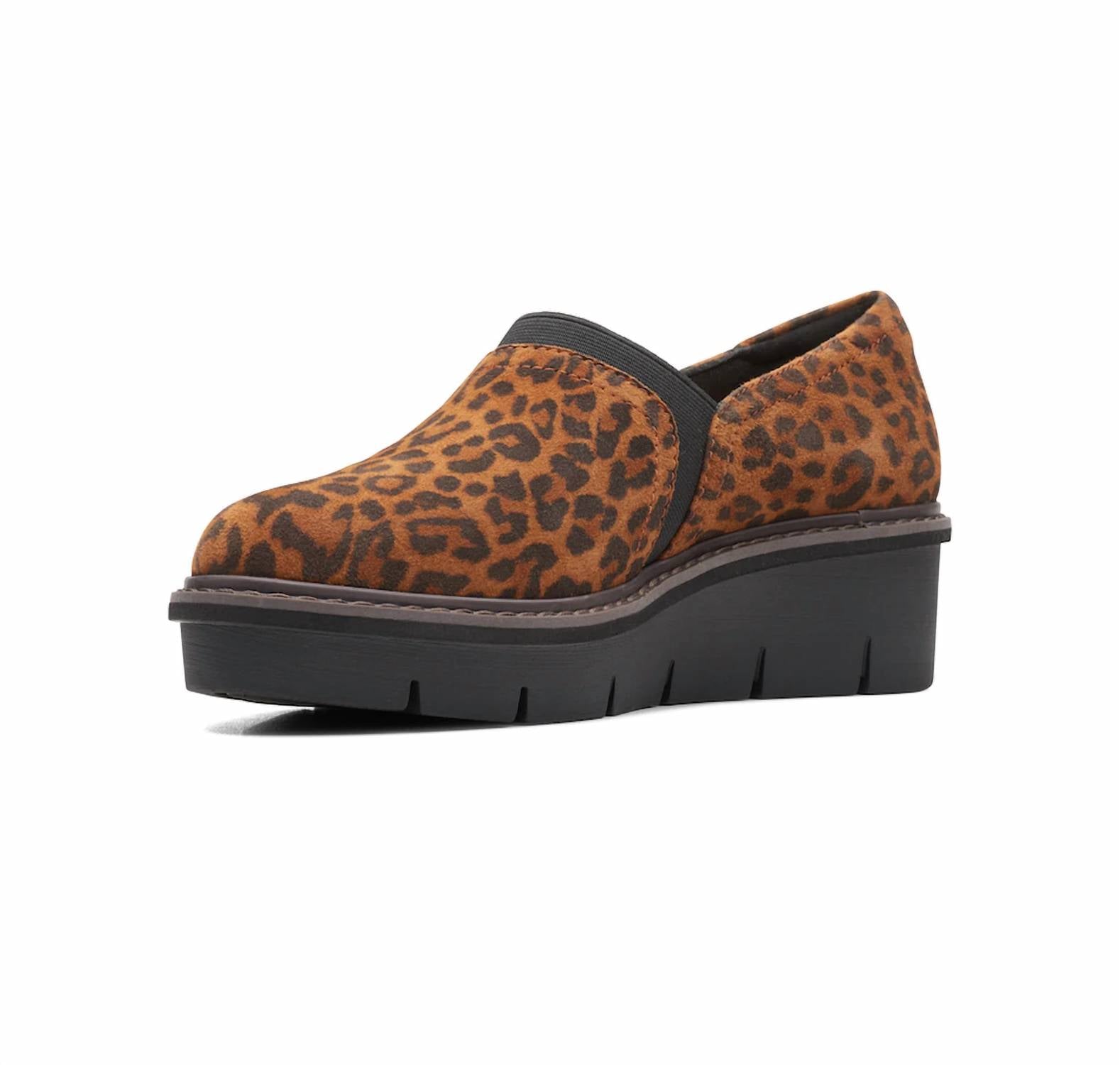 Clarks - Women's Airabell Mid Shoes