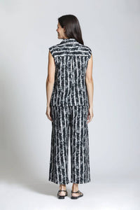 Apny - Women's Sleeveless Print Top