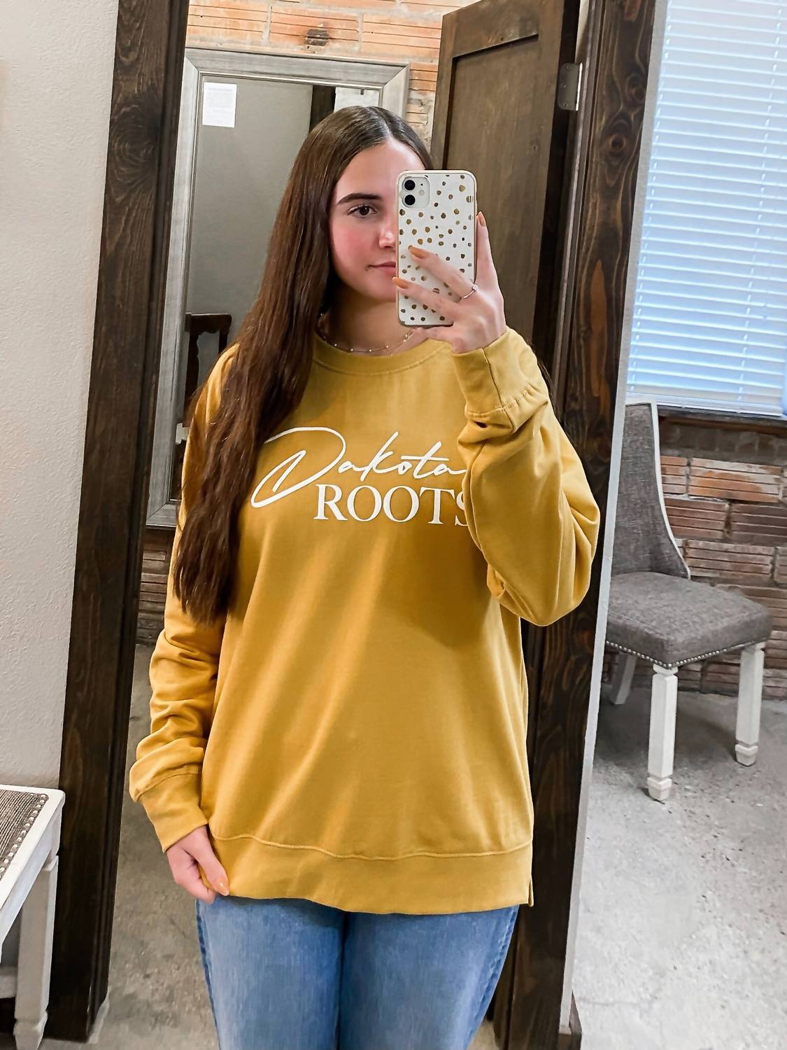 The Minted Olive - Dakota Roots Puff Print Crewneck Sweatshirt