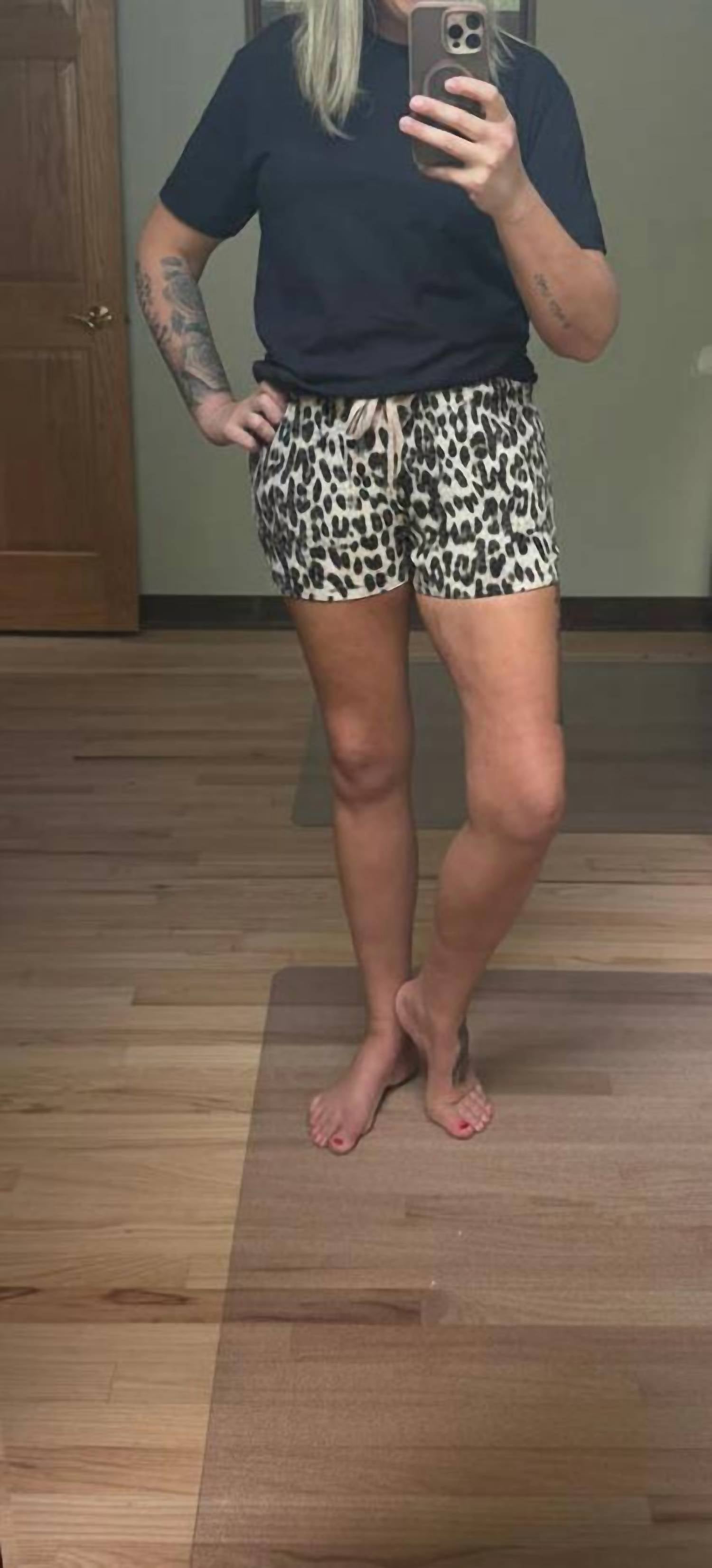 La Society - Leopard Elastic Waist Mid Rise Denim Shorts