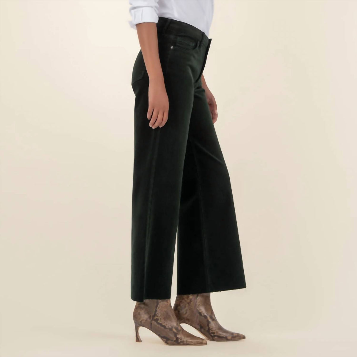 Kut From The Kloth - Women's Wide Leg Raw Hem Corduroy Pants