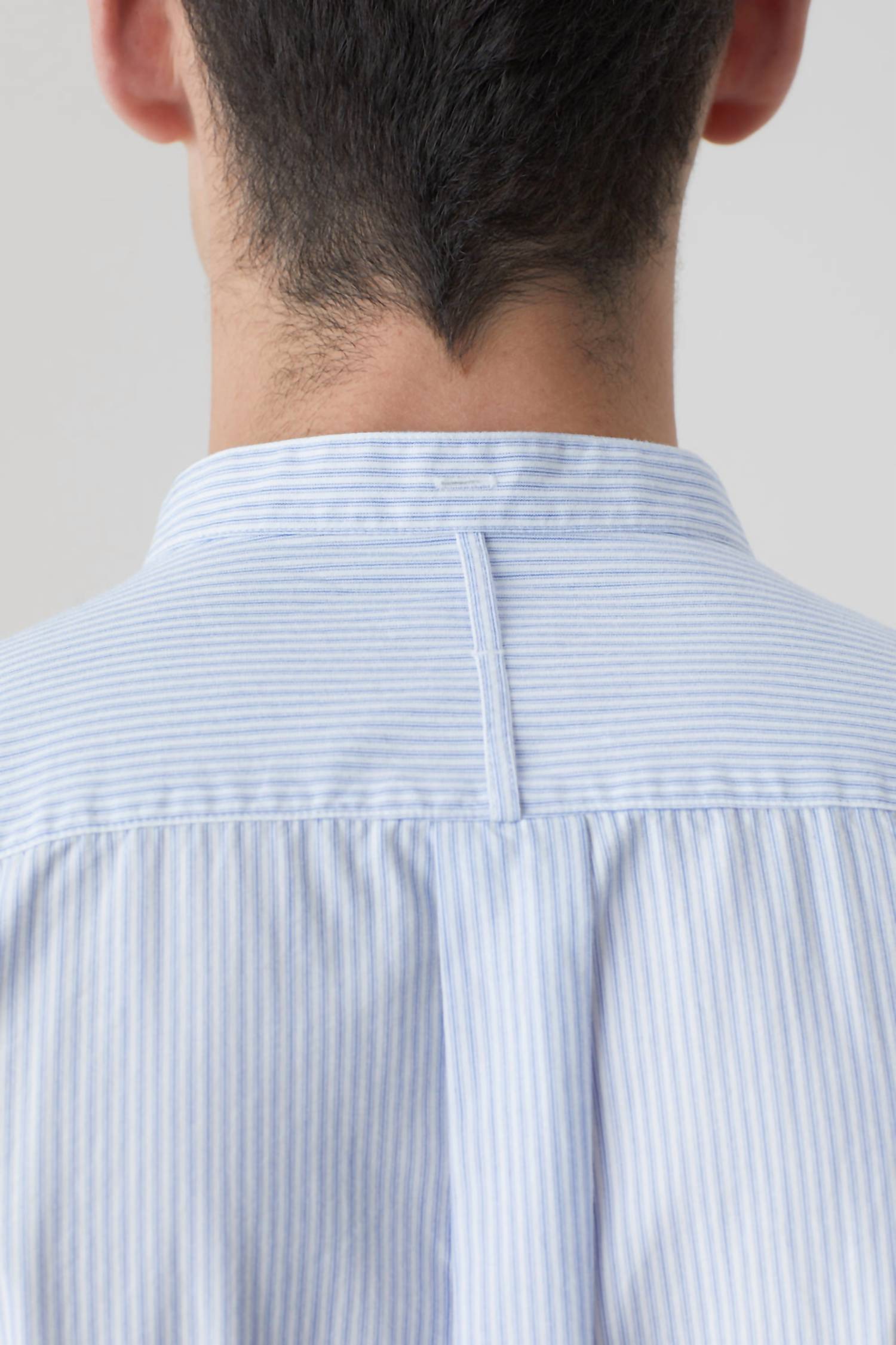 Closed - Men’s Collarless Long Sleeve Shirt