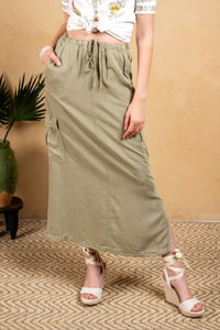 Paparazzi - Tencel Slub Pull On Cargo Skirt With Slit Side