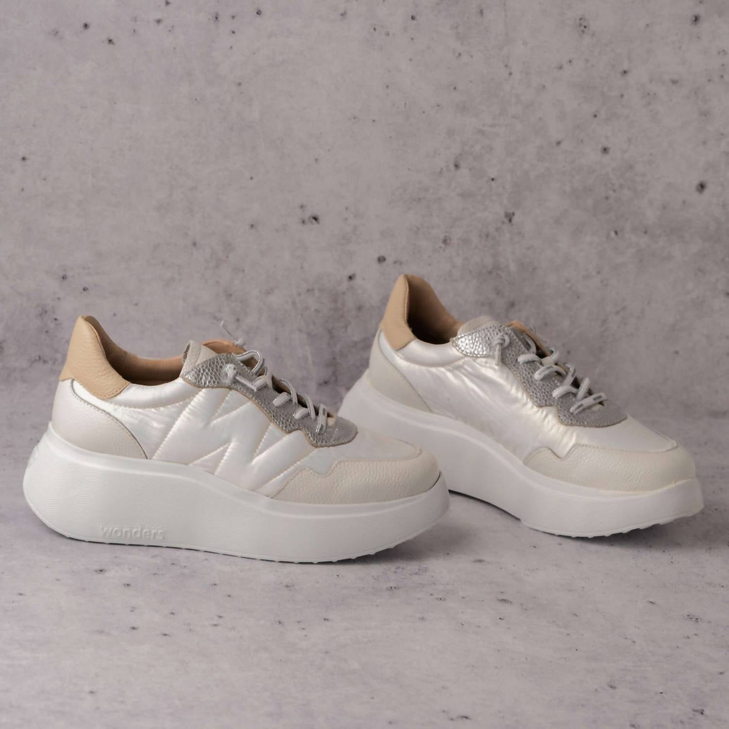 Wonders - Slip On Sporty-chic Style Sneakers
