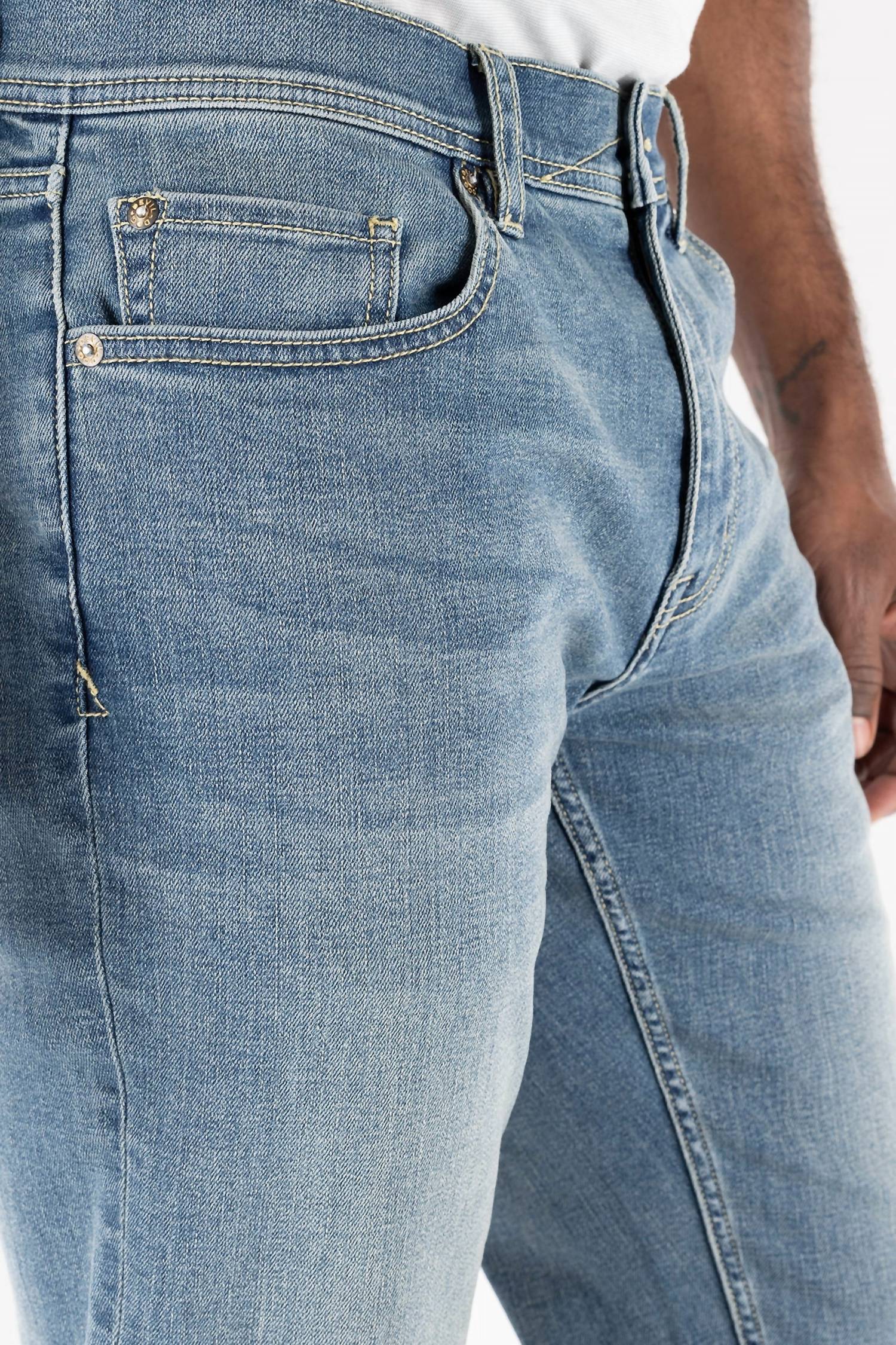 Devil-Dog - Men's Athletic Fit Jeans