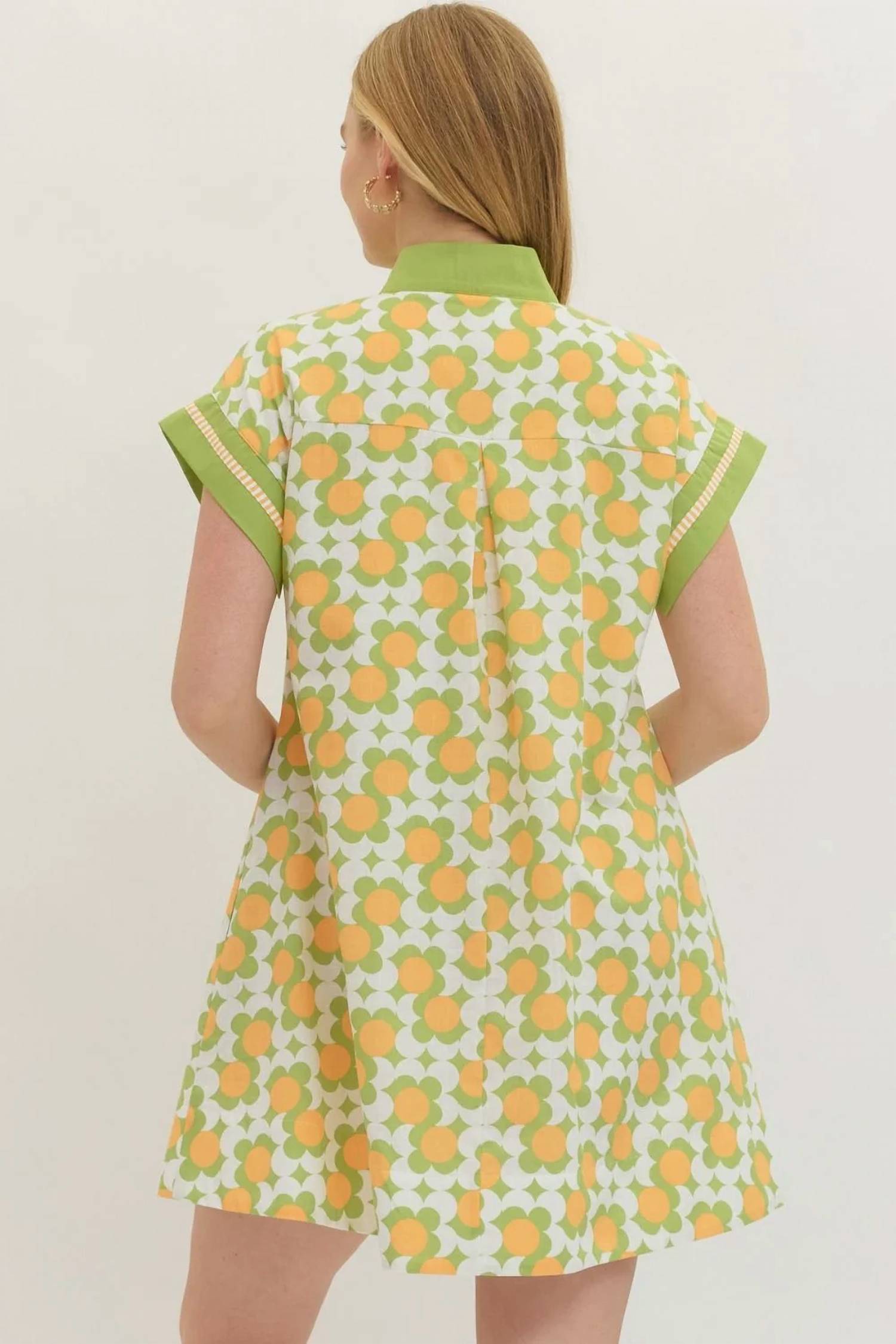 Entro - Contrasting V-neck Mini Dress