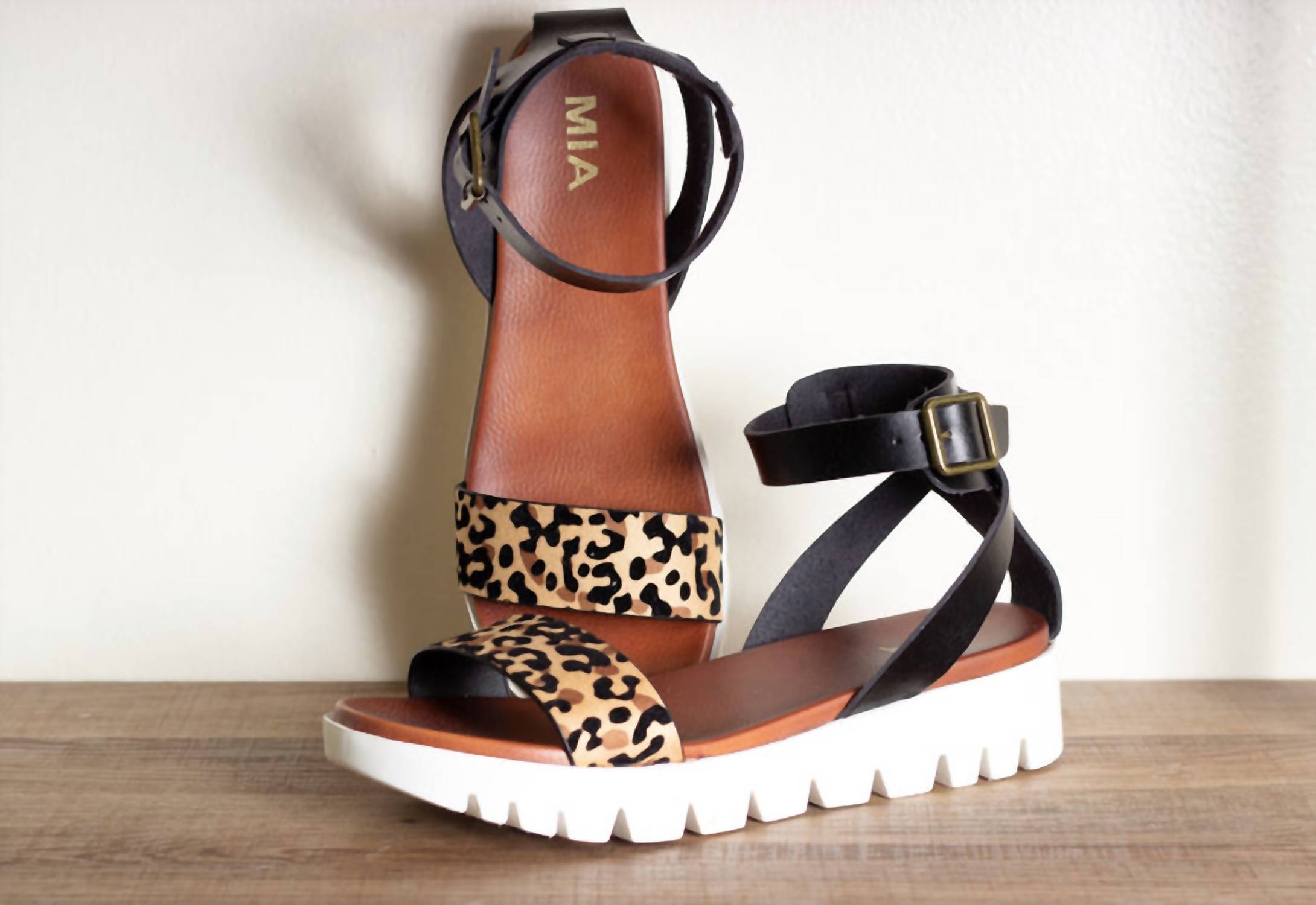 Mia - Women's Rina Platform Sandal