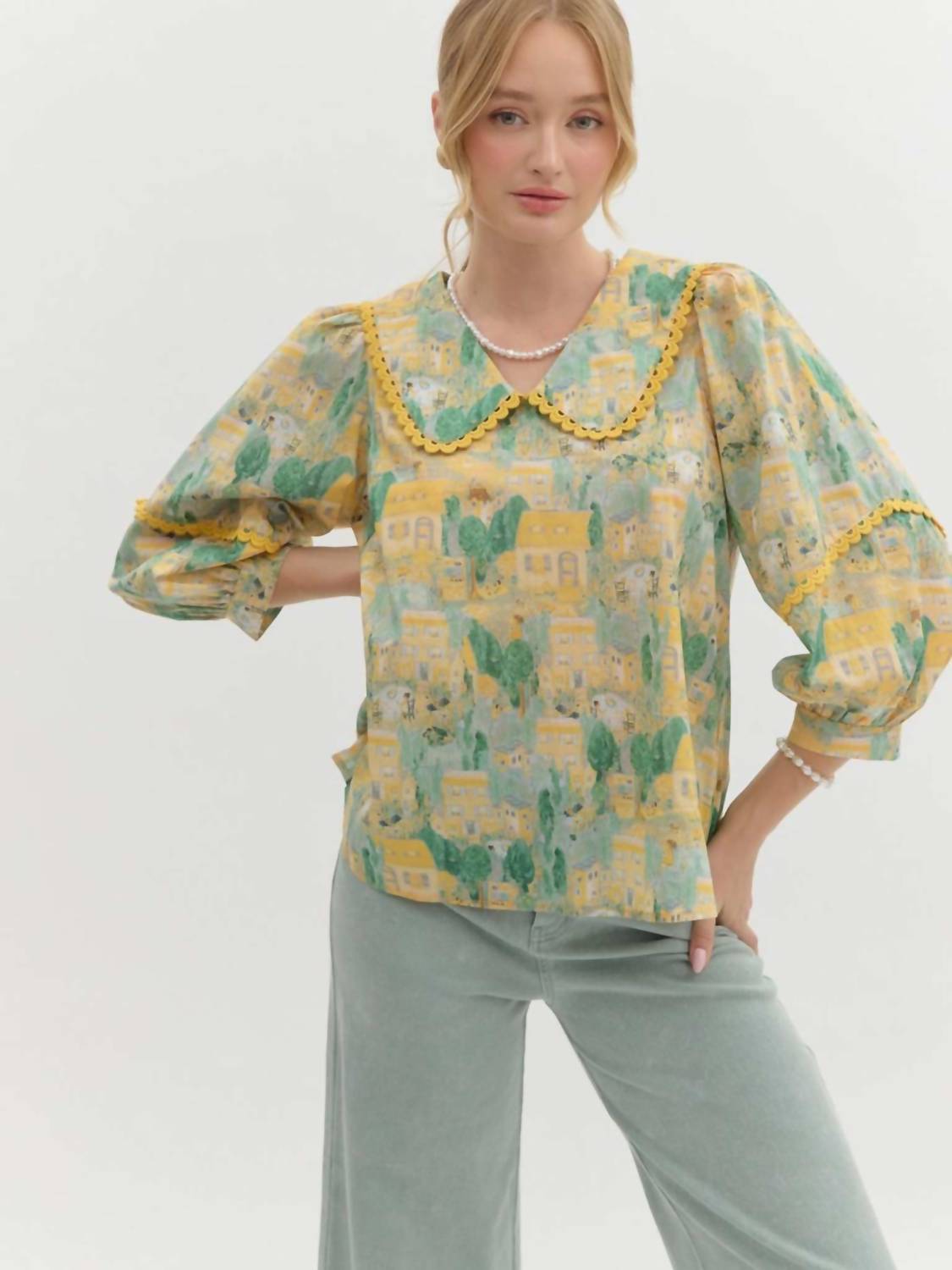 Entro - Printed Peter Pan Collar Top