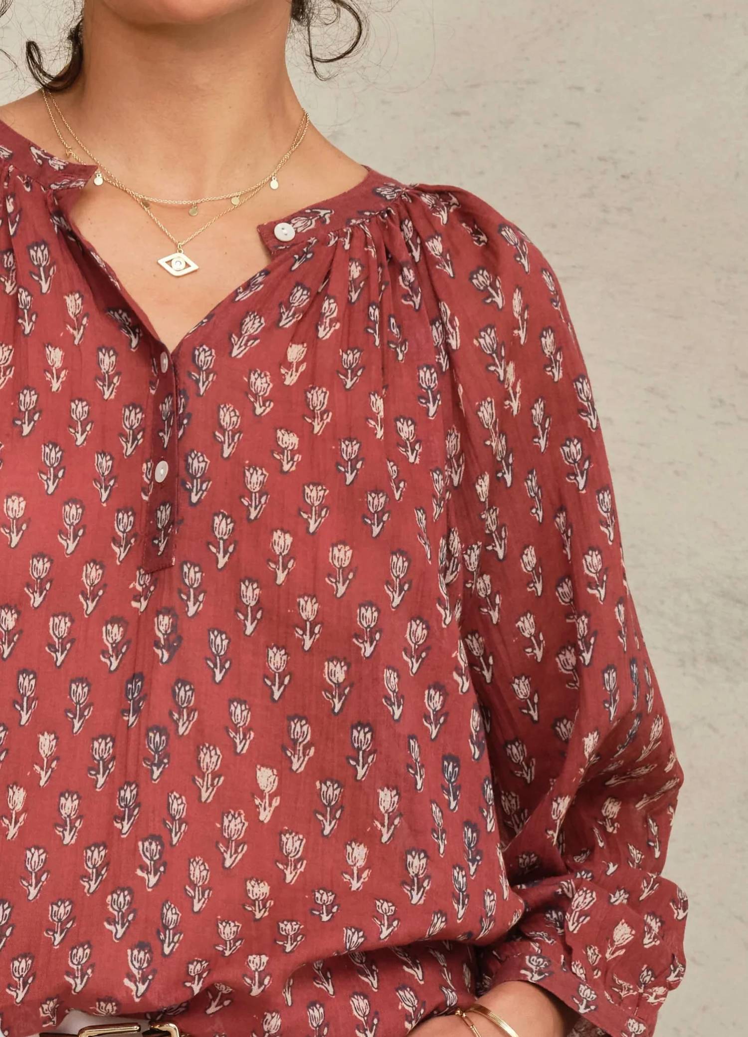 M.A.B.E. - Ari Long Sleeve Top