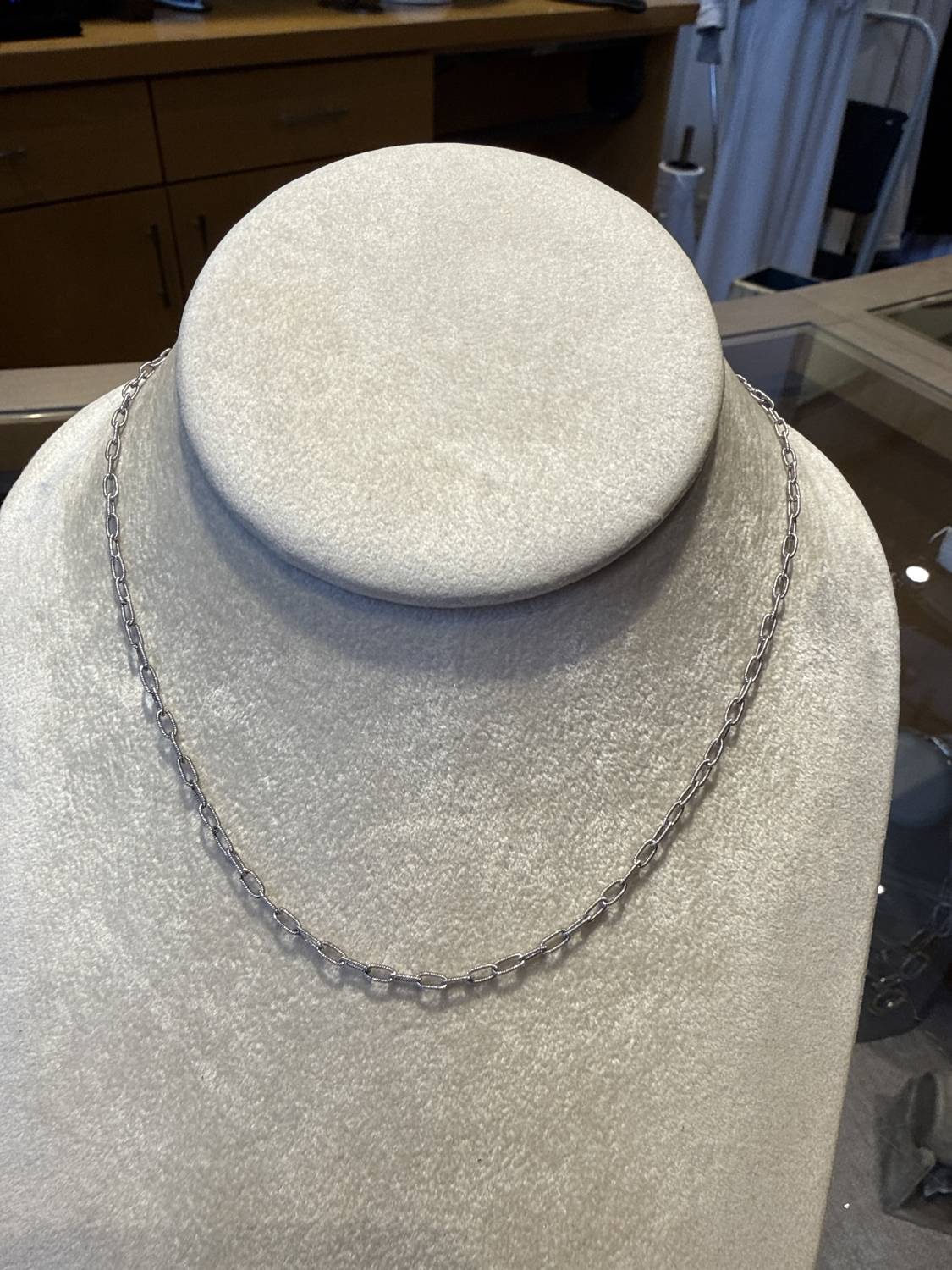 Jude Frances - Women's Small Link Diamond Cut Chain Necklace