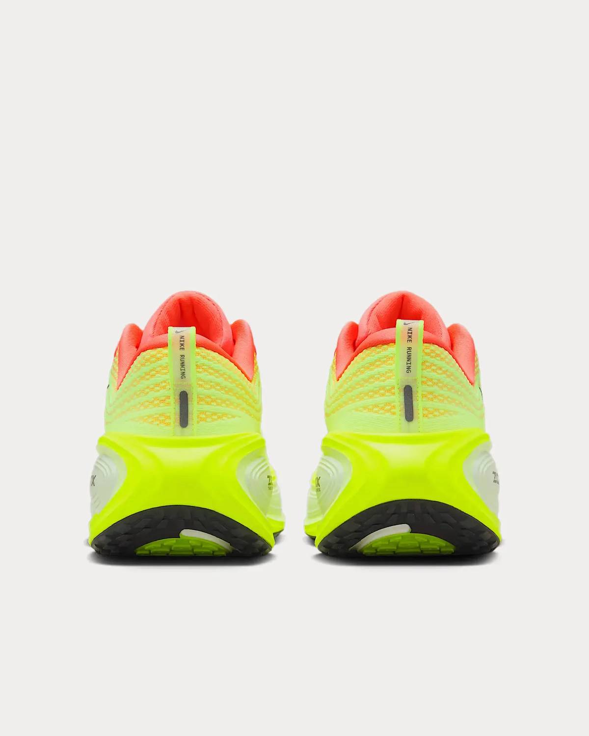 Nike - Men's Vomero Plus Running Shoe