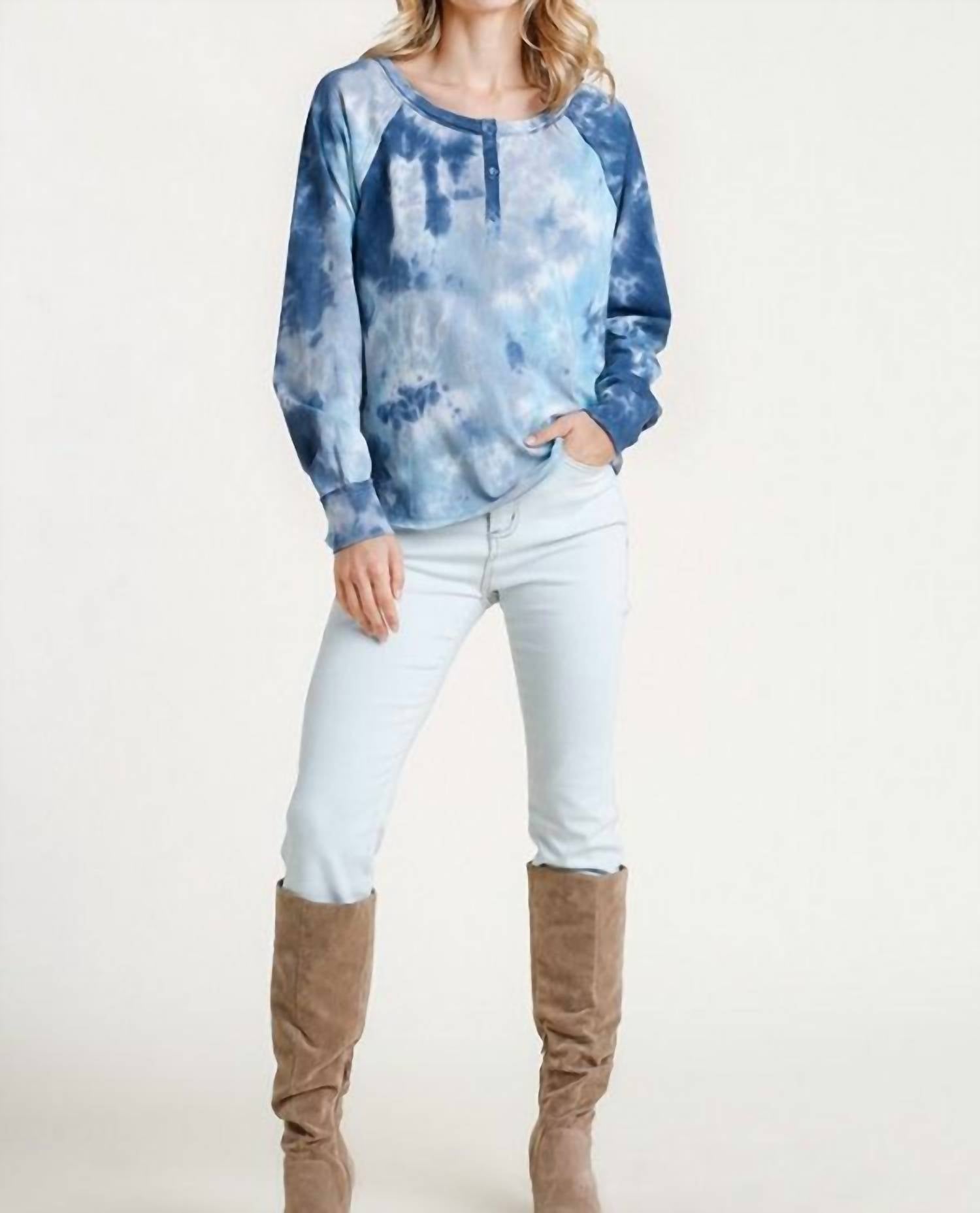 Umgee - Women's Tie Dye Henley Top