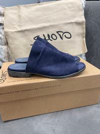 Shoto - Suede navy slides