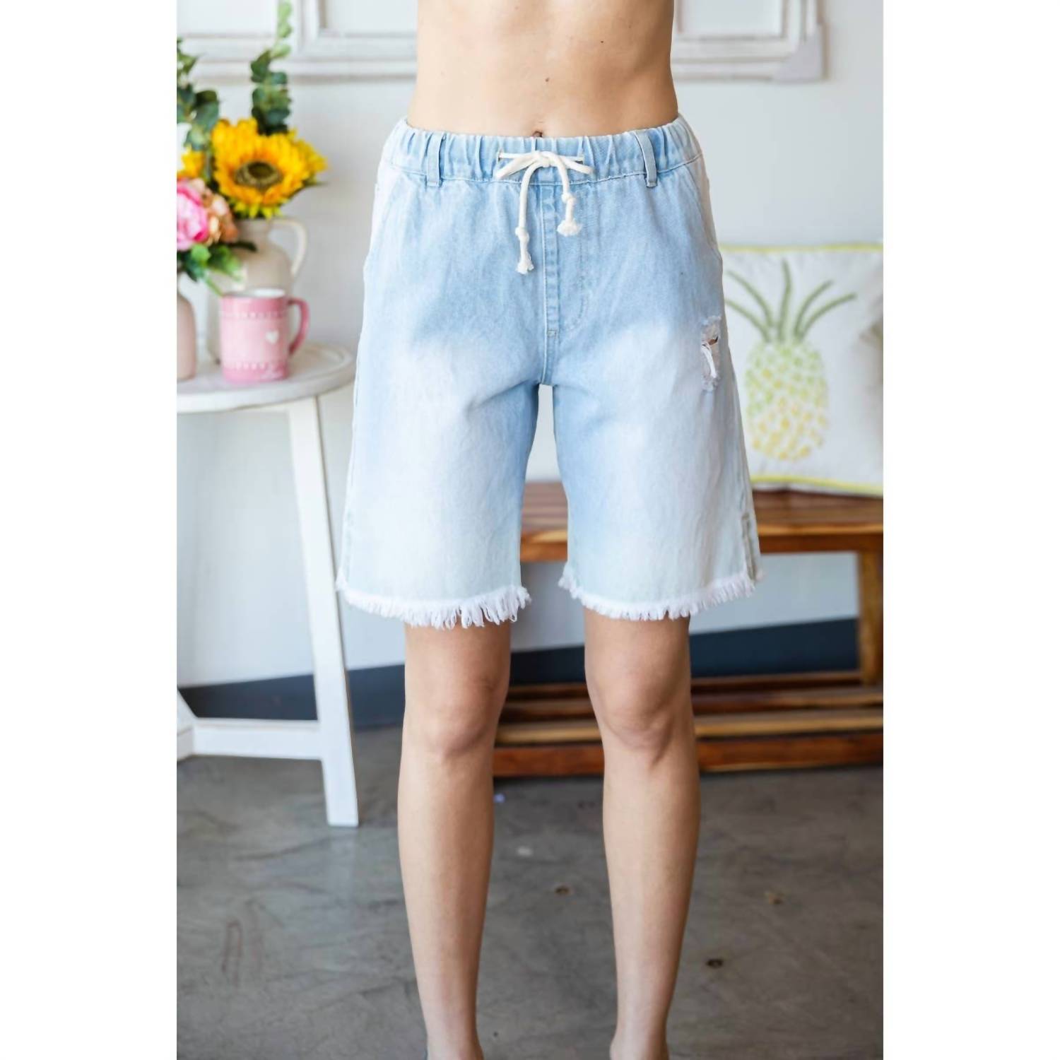 Veveret - Elastic Waist Sweat Shorts