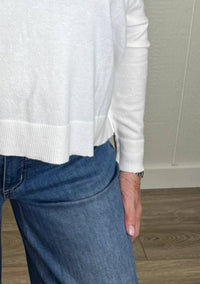 Ee:Some - Simply Soft V-Neck Sweater