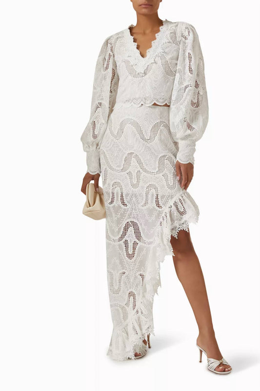 Elliatt - Eliza V-neck Top