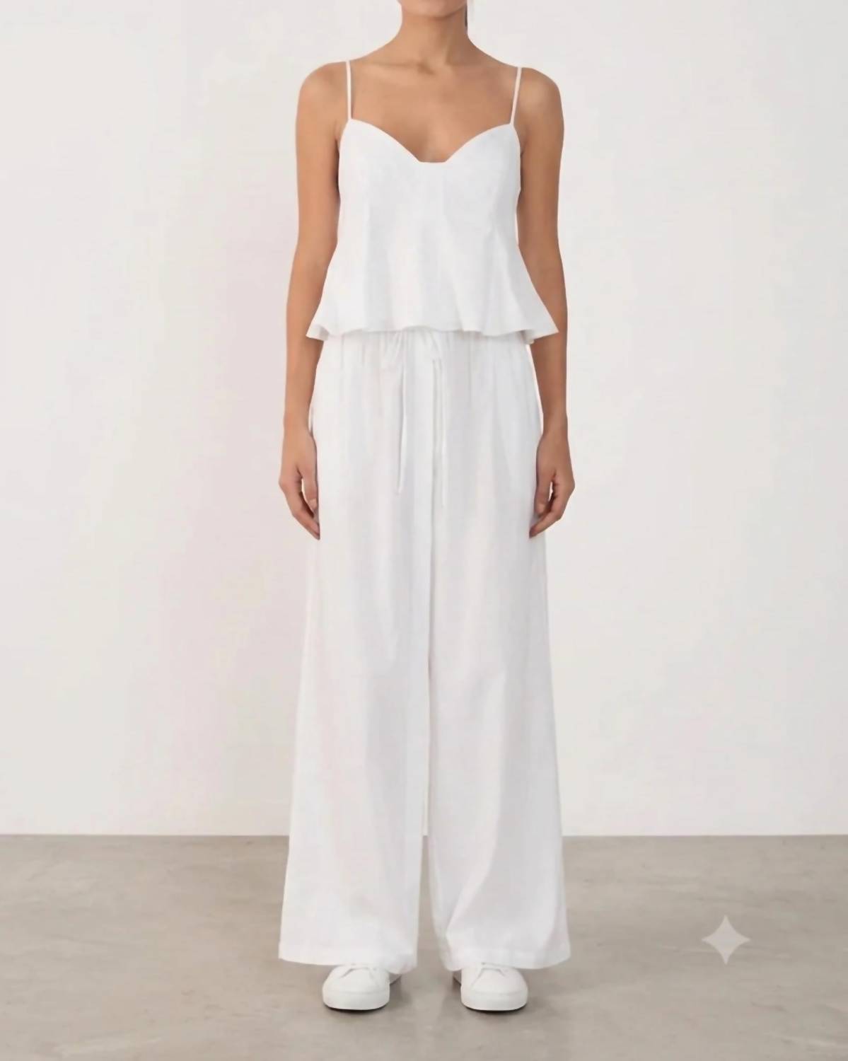 Dress To - V Neck Sleeveless Peplum Top