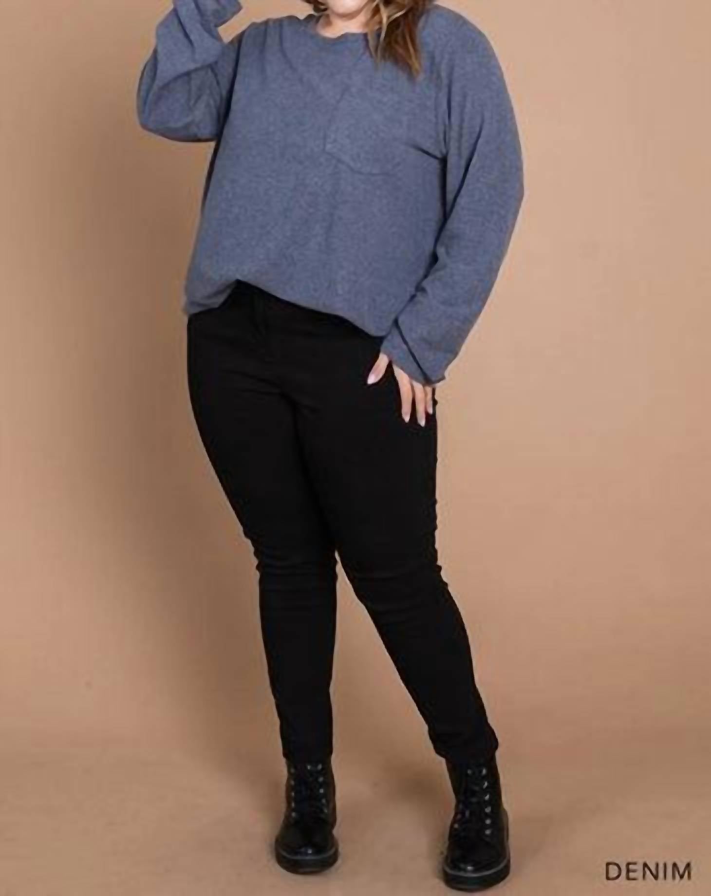 Cotton Bleu - Curvy Long Sleeve Tshirt