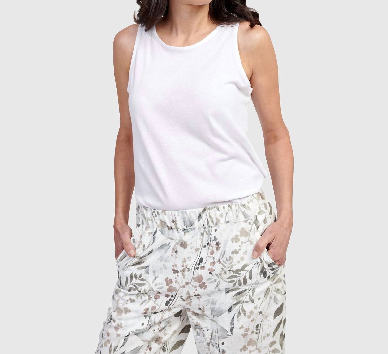 Alembika - Essential Sleeveless Top