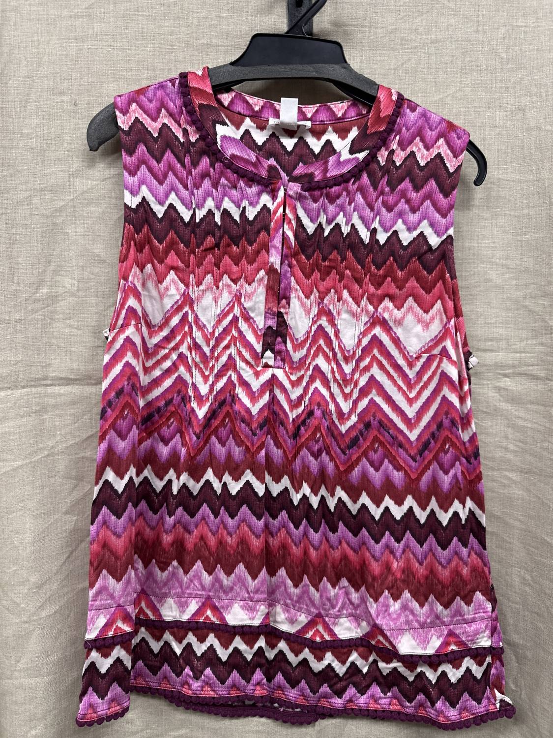 TRIBAL Sleeveless Blouse With Tuck Pleats in plum - women's blouse - view 4