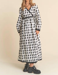 J.NNA Spots Pattern Wavey Trim Midi Dress in cookies and cream - women's dress