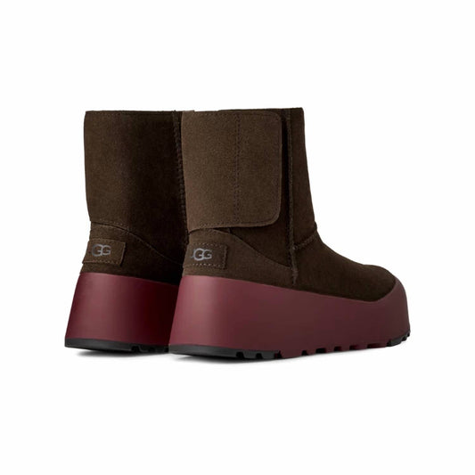 Ugg - Women's Classic StreetScape Boot