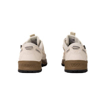 SAUCONY Men's Grid Peak Gtx Sneakers in gold - men's sneaker - alternate view