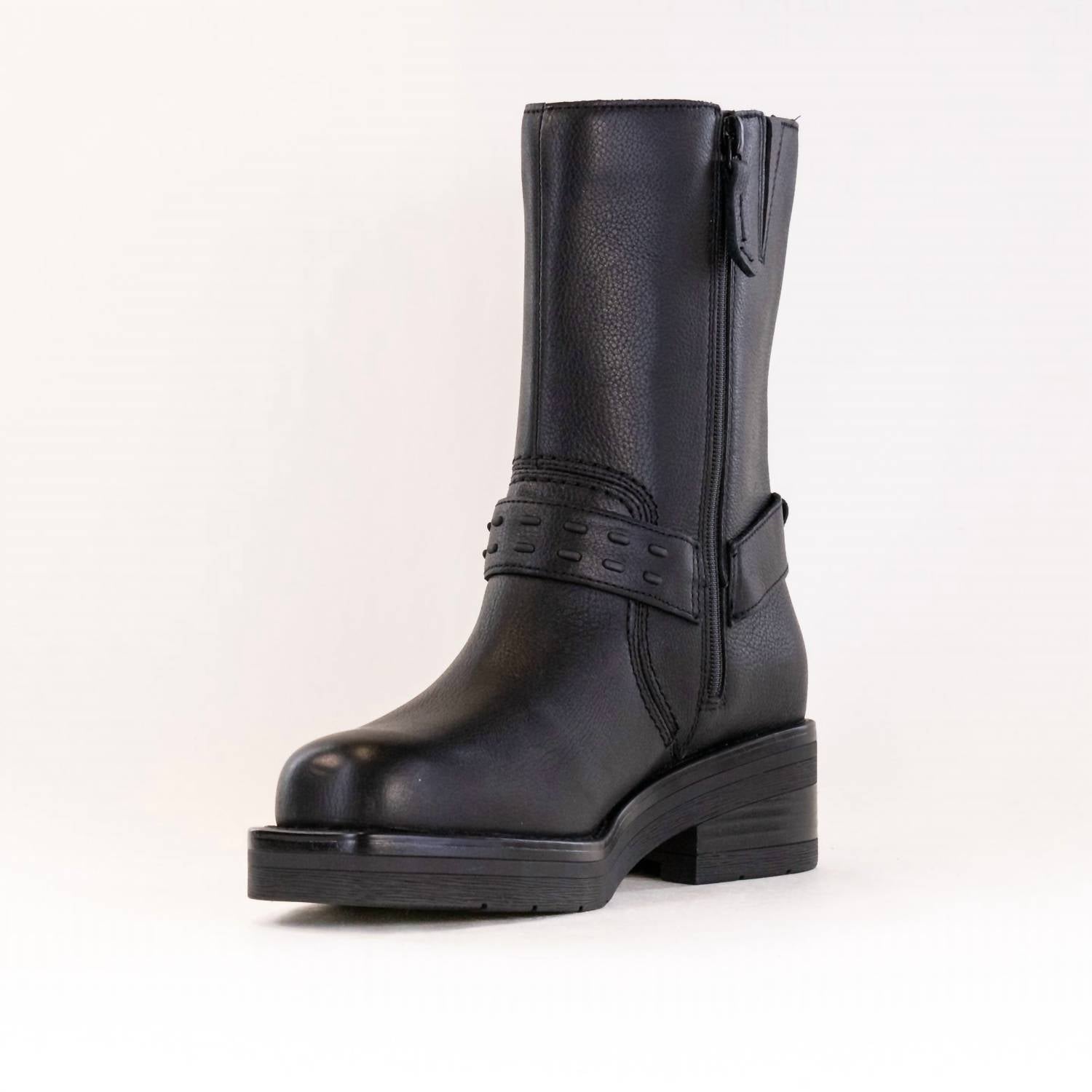 Clarks - Women's Rebelle Up Boot