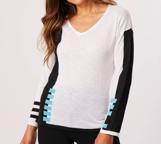 French Kyss - Piano V-Neck Top