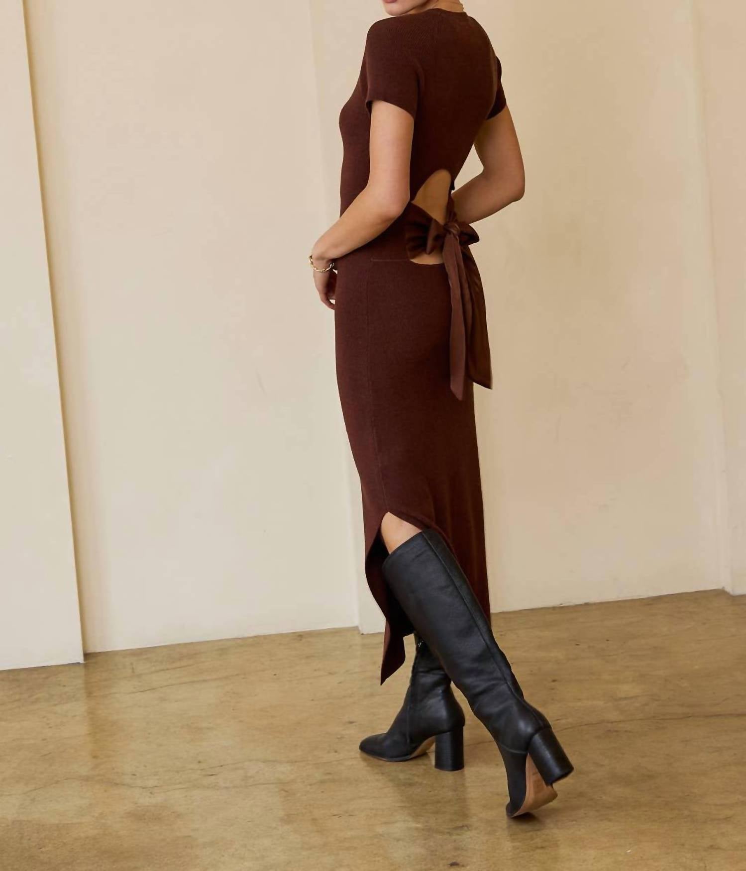 Le Lis - Whitney Cut-out Satin Midi Dress