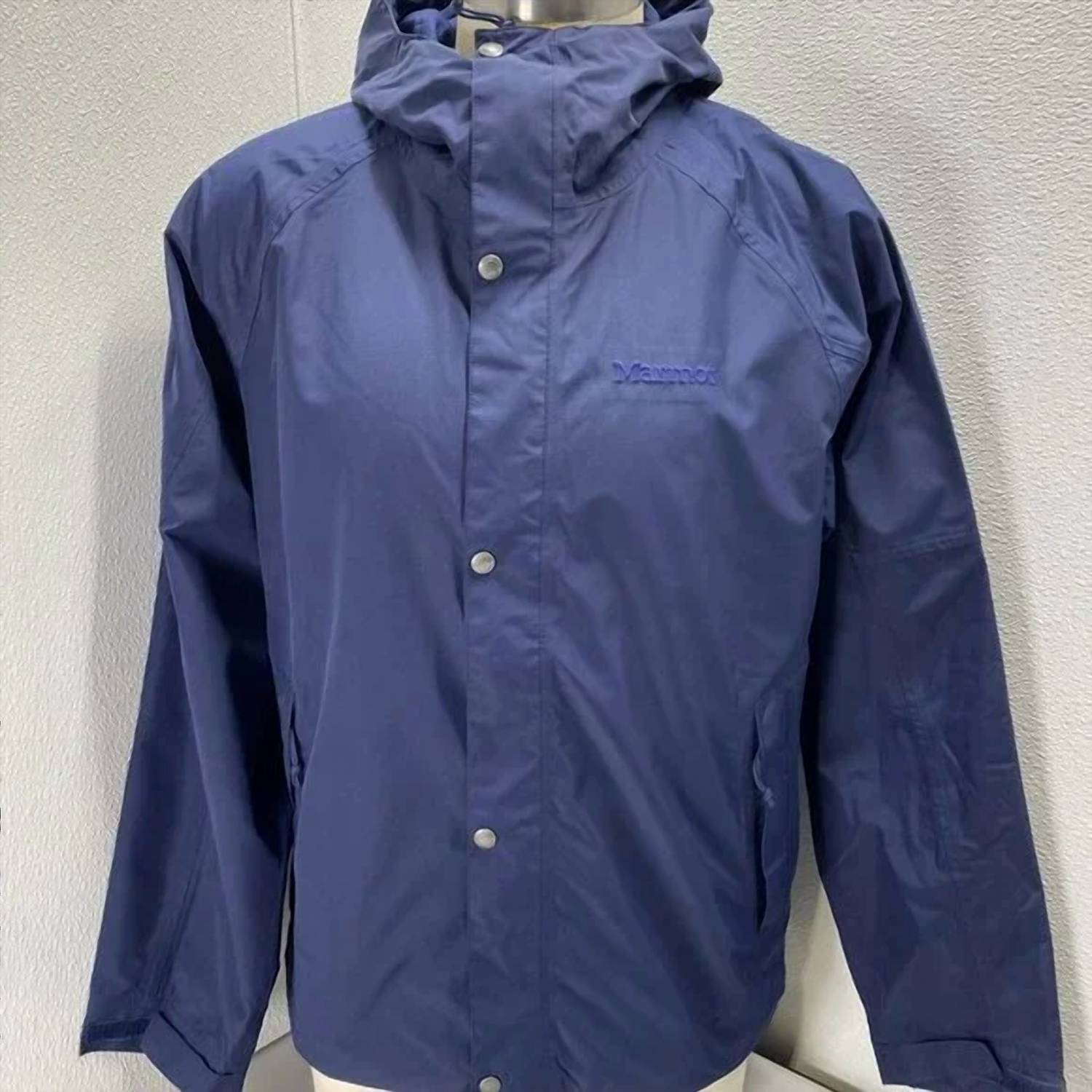 MARMOT Men’s Lightweight Hooded Rain Jacket in navy - men's jacket