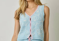 Mystree - Sleeveless V Neck Floral Knit Sweater Vest