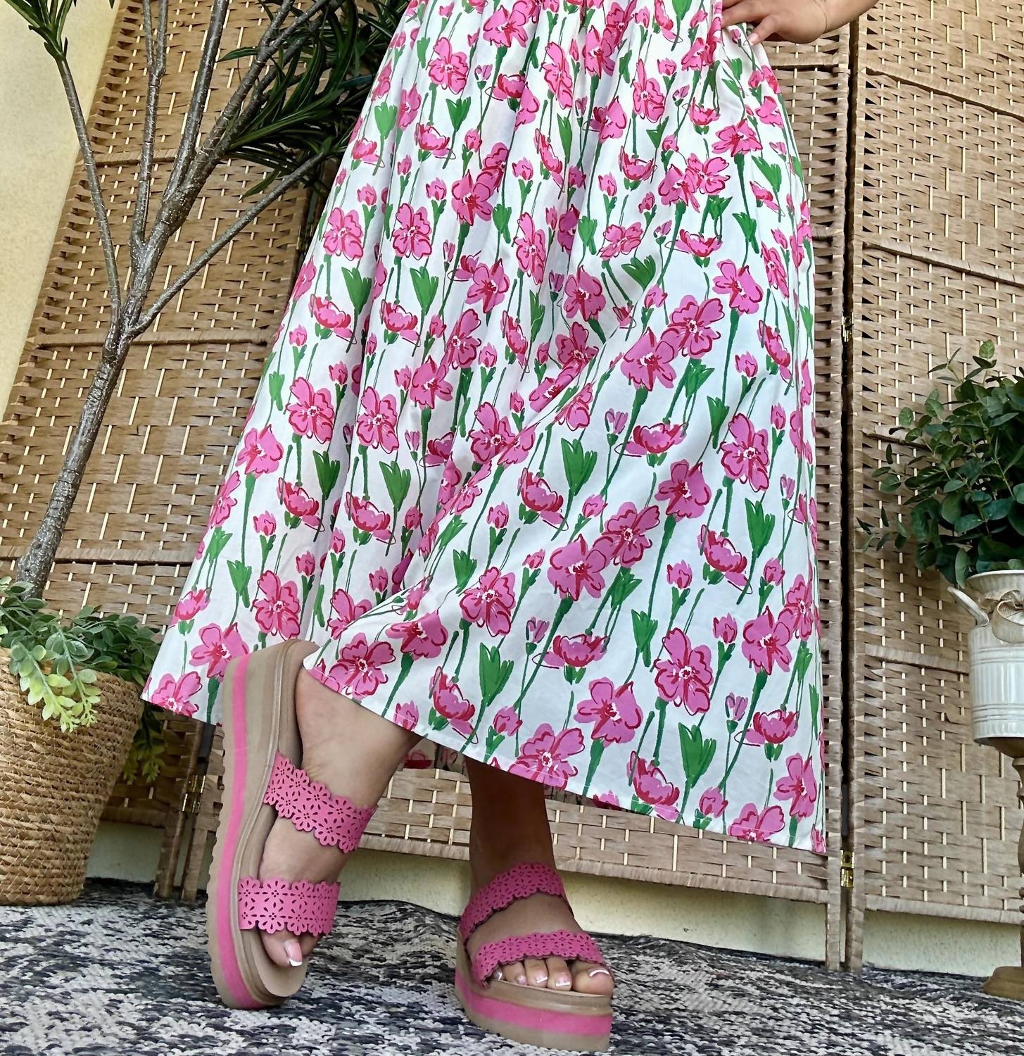 Polagram - Blooming Beauty Floral Top And Midi Skirt Set