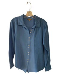 Lilla P - Women's Button-up Blouse