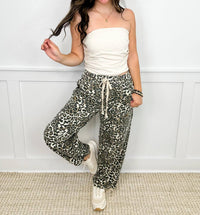 Aaron & Amber - High-rise Cotton Jogger Pants
