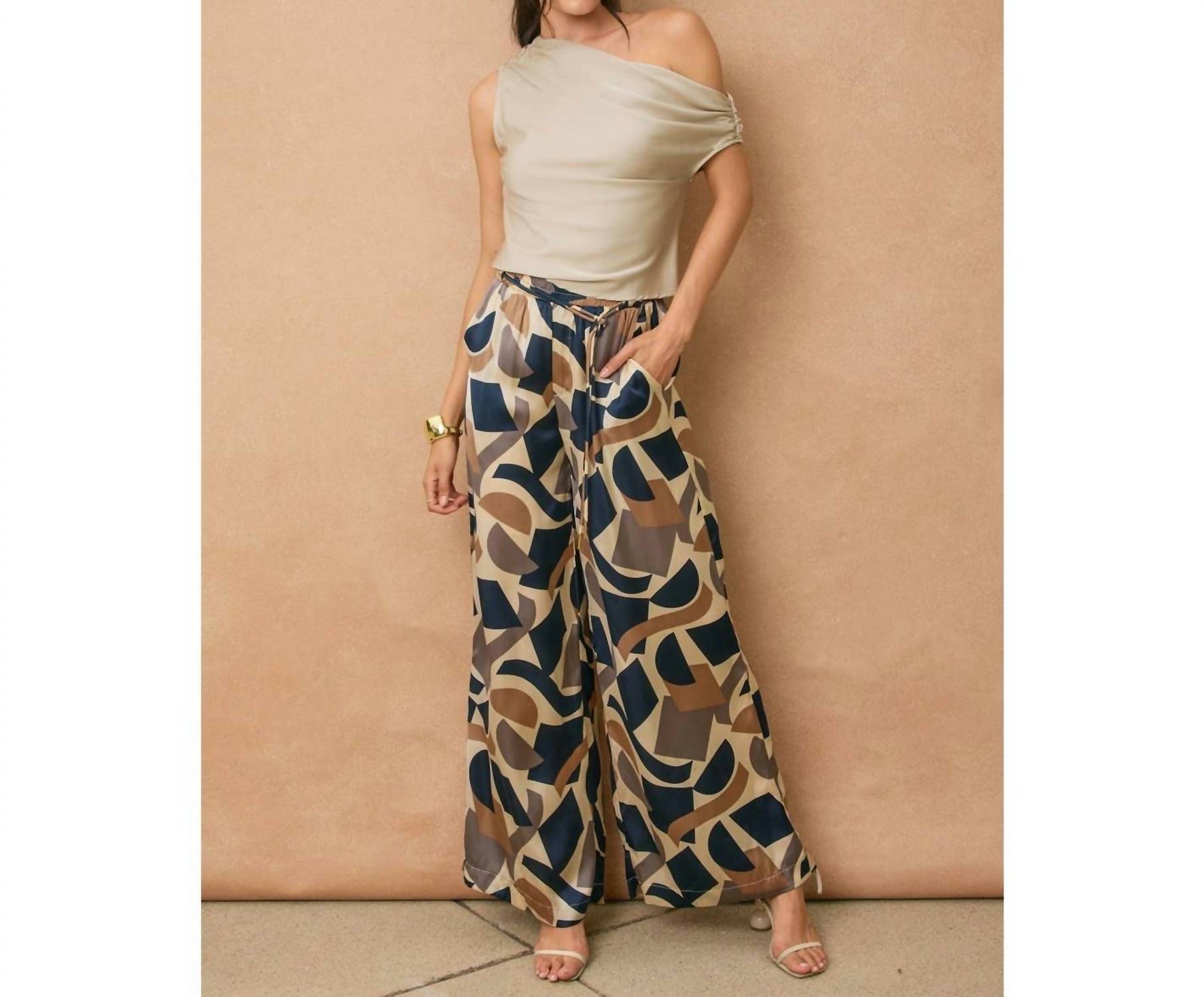 Dress Forum - Lost In Space Looped Belt Pants