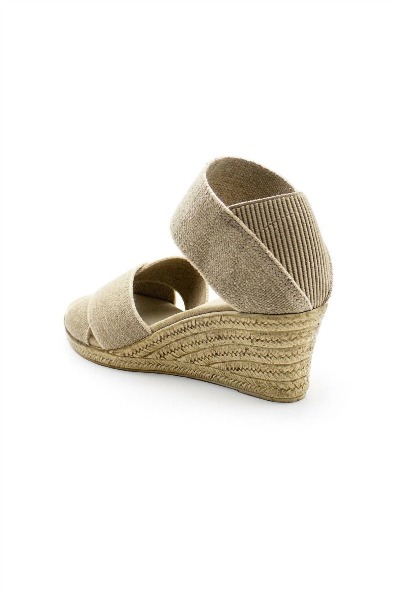 CHARLESTON SHOE CO. Women's Cannon Mid Wedge Sandal in linen - women's sandal - detail view