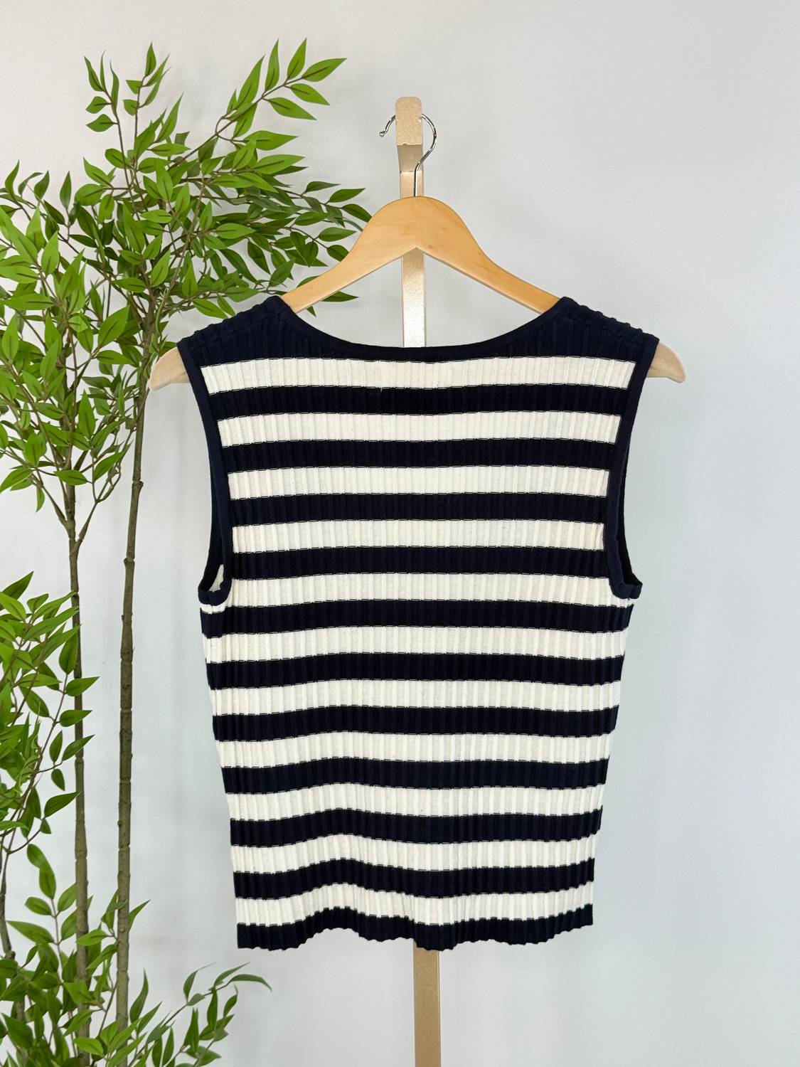 DEAR JOHN DENIM Celia Sleeveless Top in black - women's shirt - detail view
