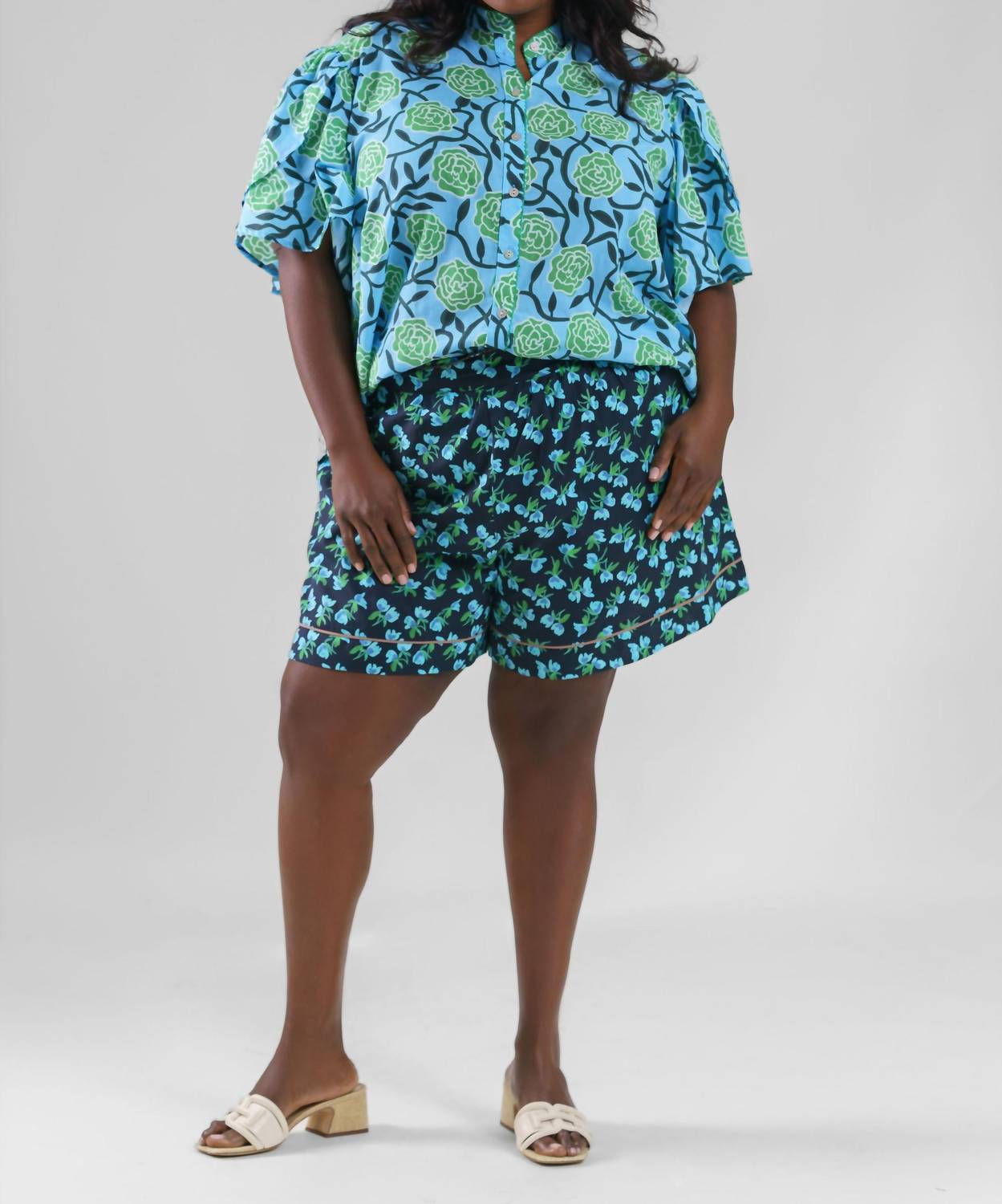 De Loreta - Estefania Floral Pullover Short - Plus