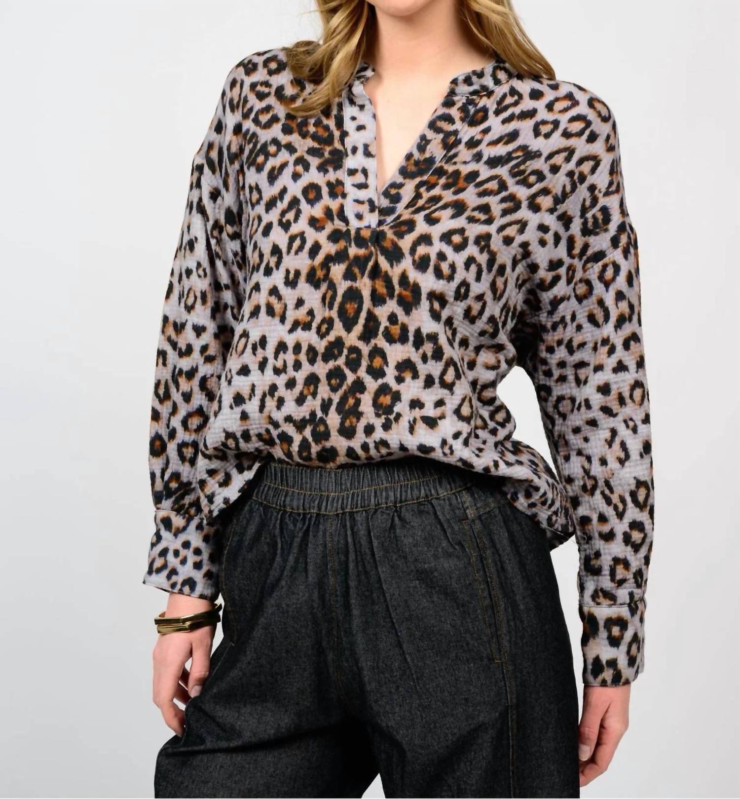 Ivy Jane - V-neck Gauze Popover Blouse